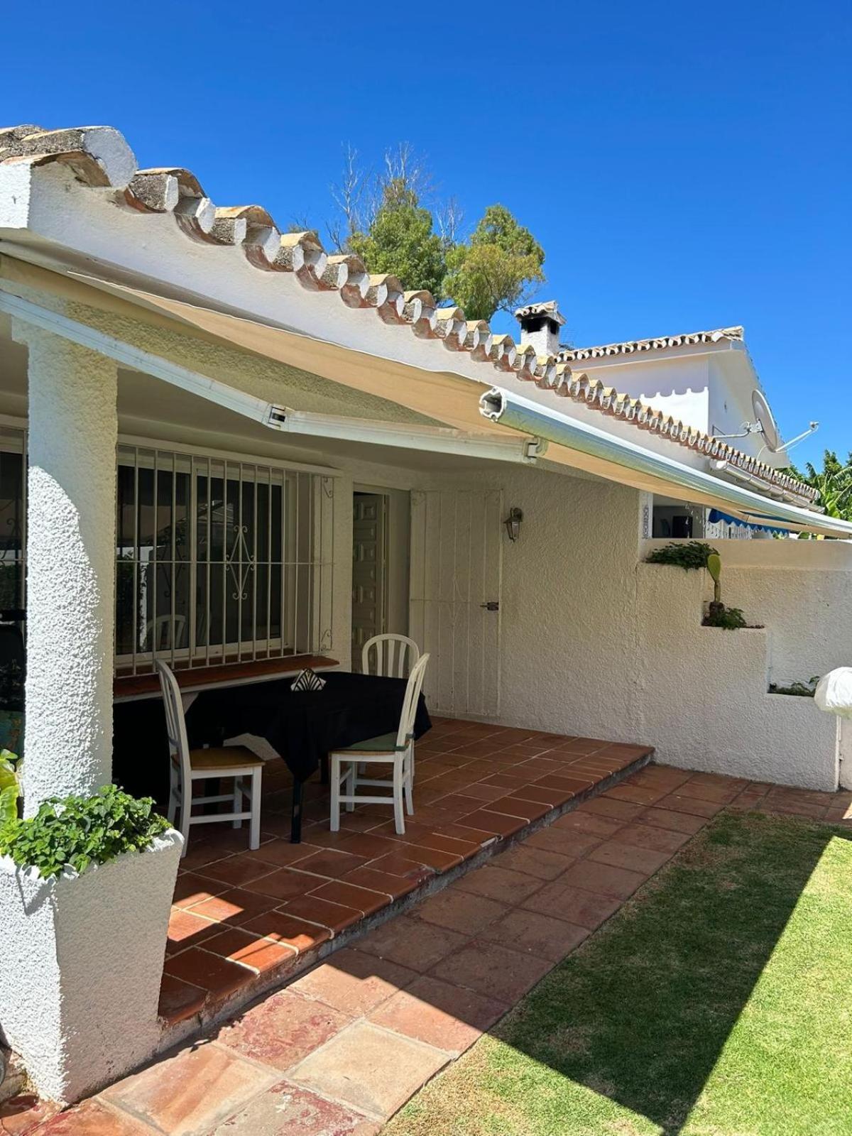 Casa Veronica Playa Saladillo Estepona Exterior photo